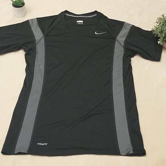 NIKEFIT dry gym athletic top grey black mens - Picture 1 of 5